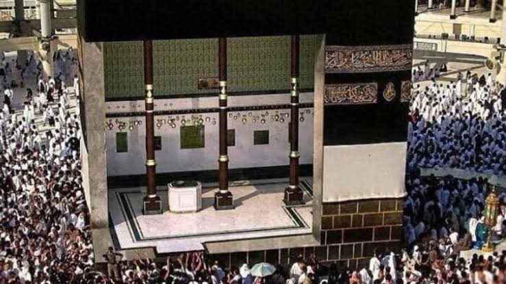 السكن داخل الكعبة