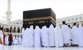 الذهاب مع العائلة للعمرة