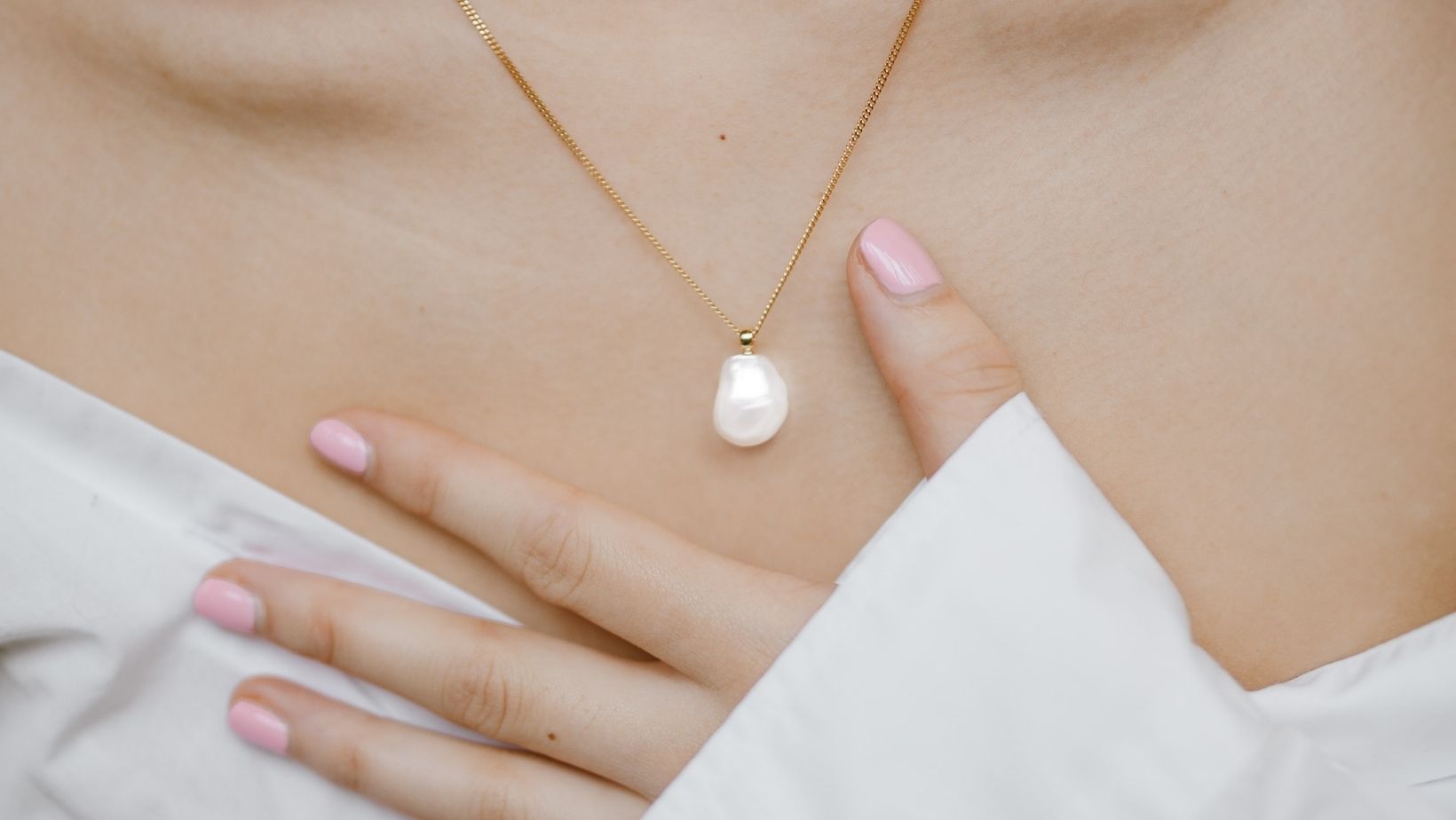 What is the moral of the story of the necklace? Protocol Online