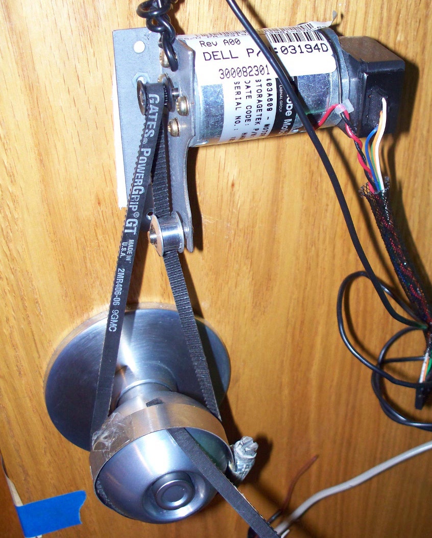 (Really) Cheap RFID door opener [protofusion]