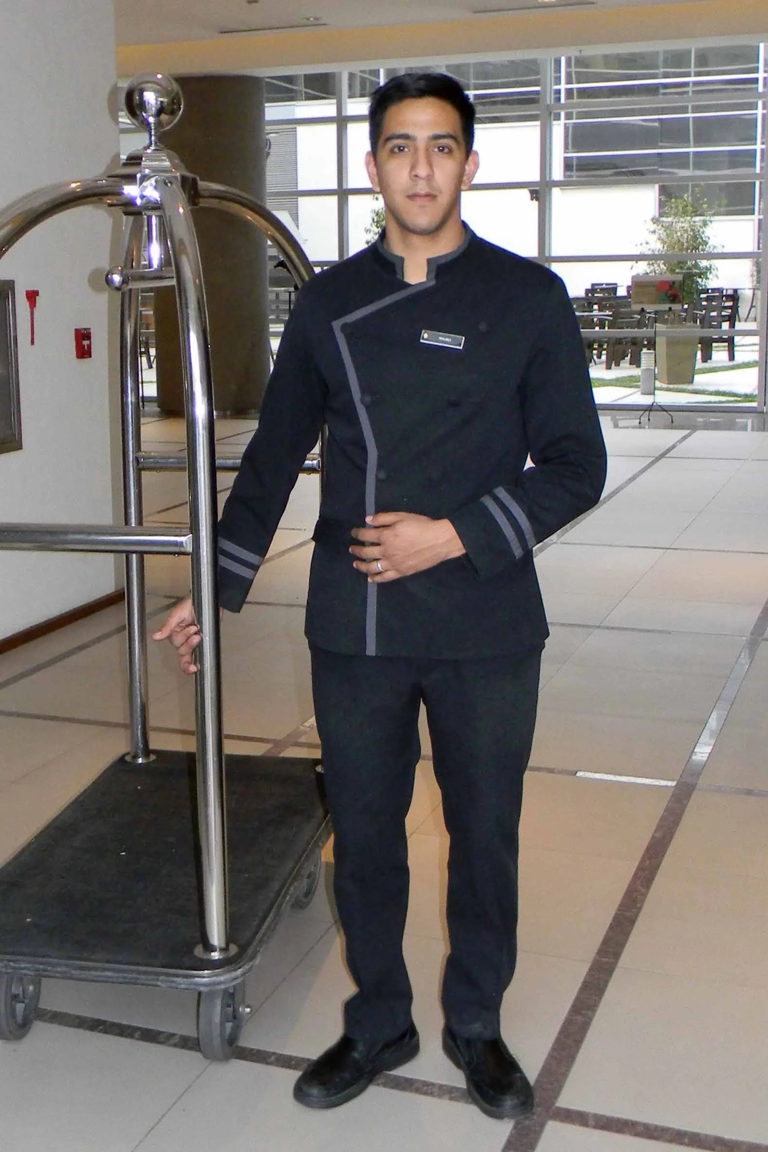 Traje Bellboy Unittex SRL
