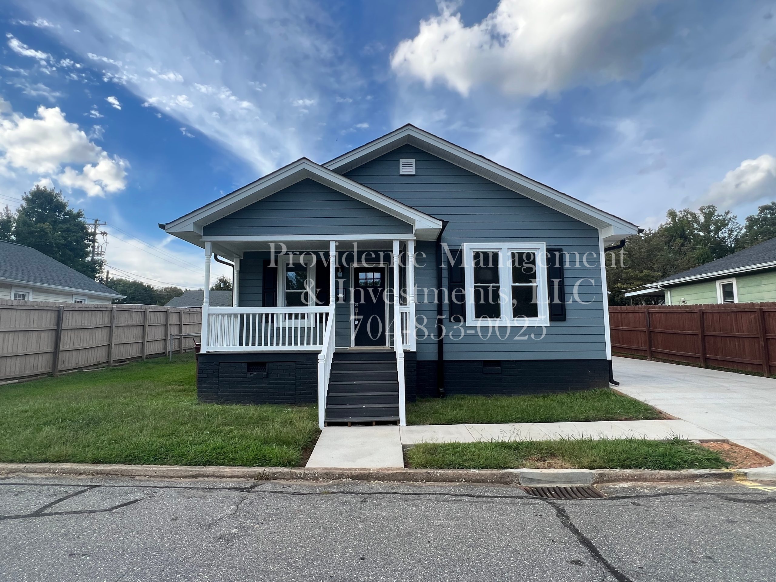 287 Scoggins Street, Cramerton, North Carolina 28032 Providence