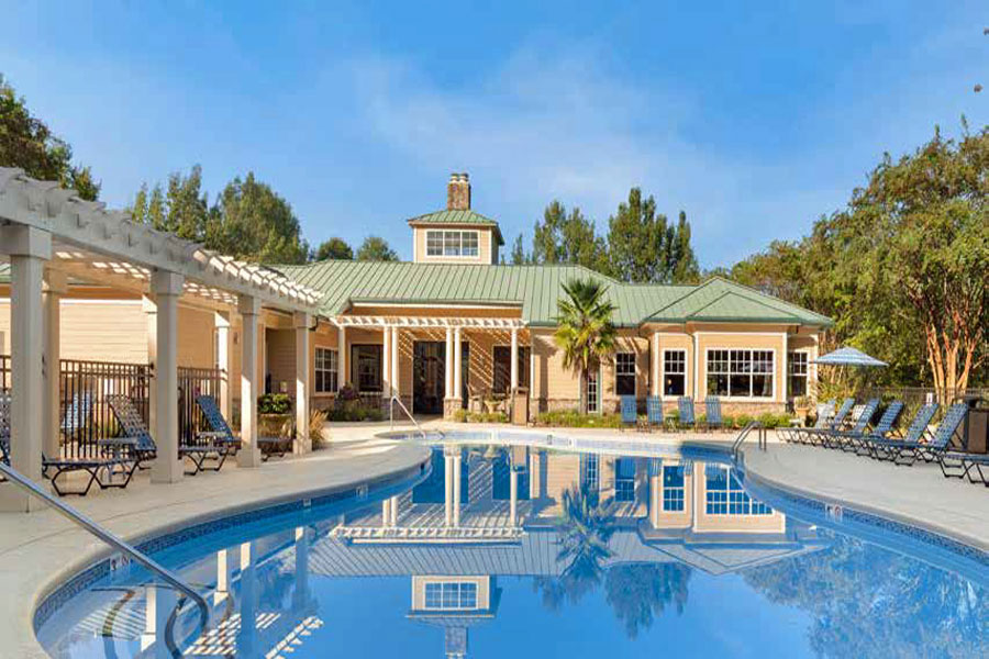 Capital Square Marina Pointe Apartments, DST Provident 1031