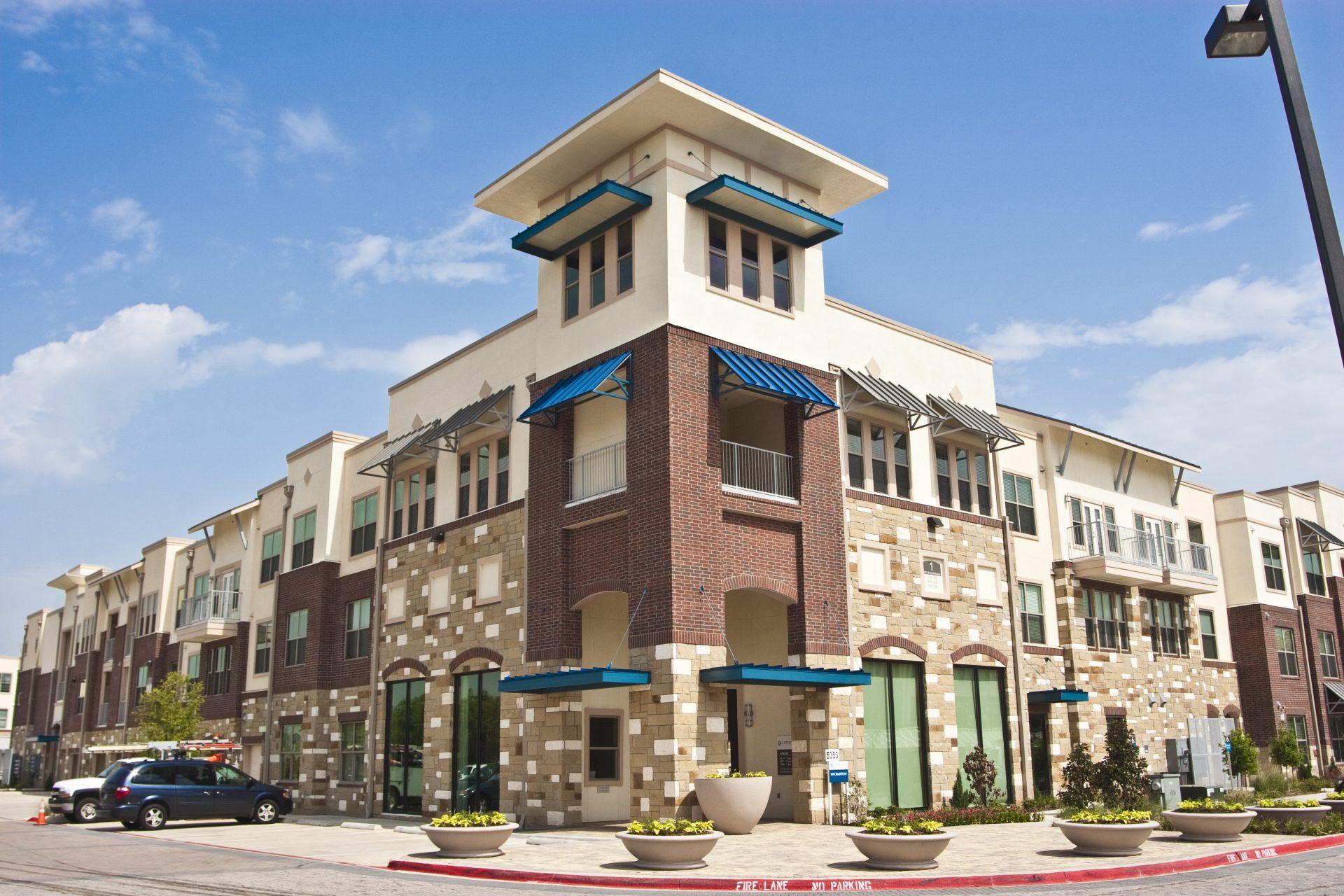 Lakepoint Apartments Provident GC