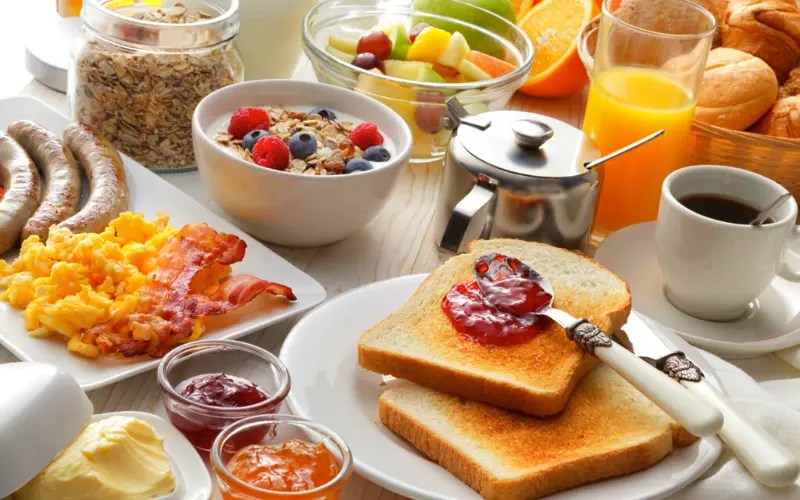 Does Airbnb Provide Breakfast & Food? (4 Things To Know) ProVsCons