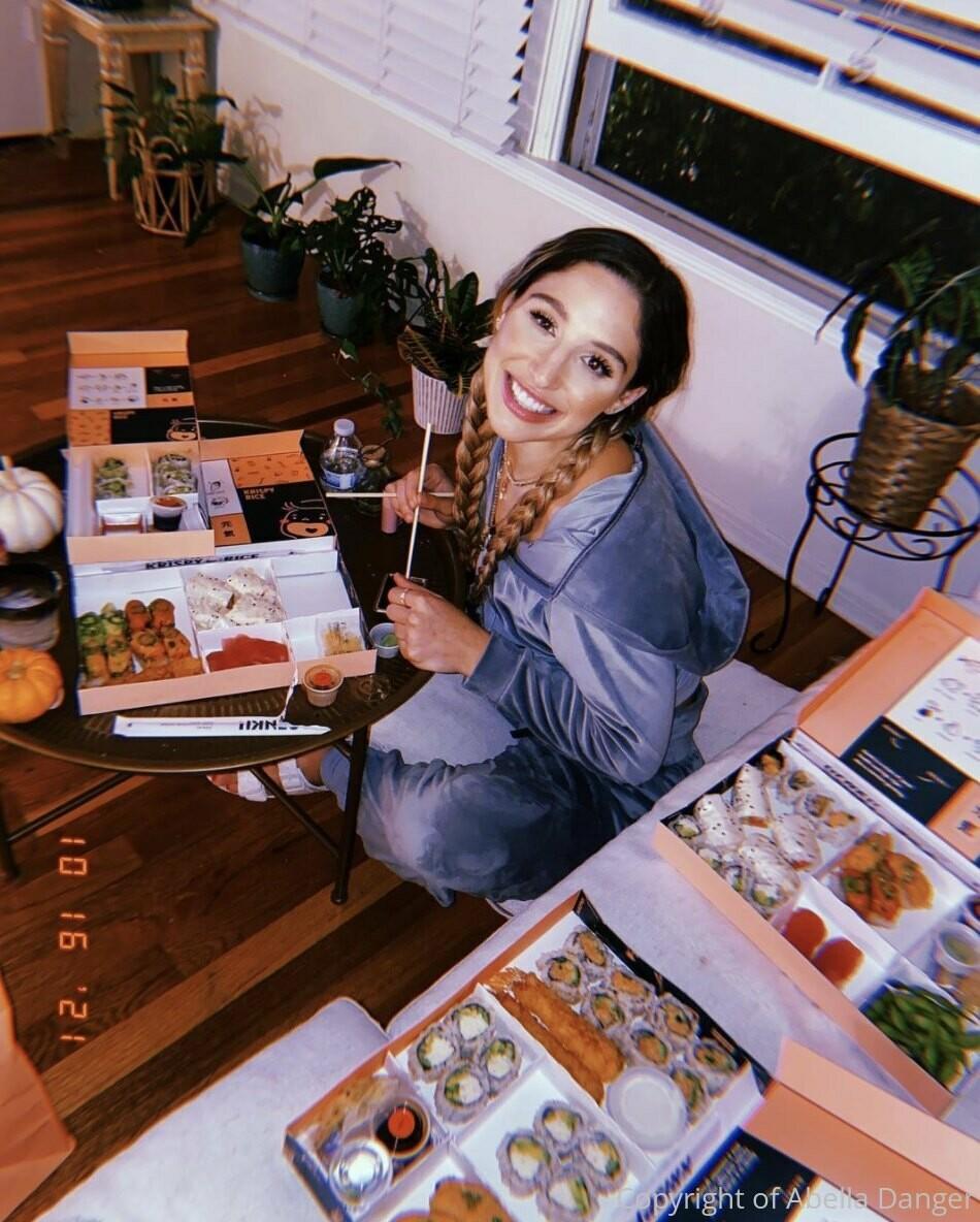 Abella Danger Onlyfans - Real-Time Flight Feeds