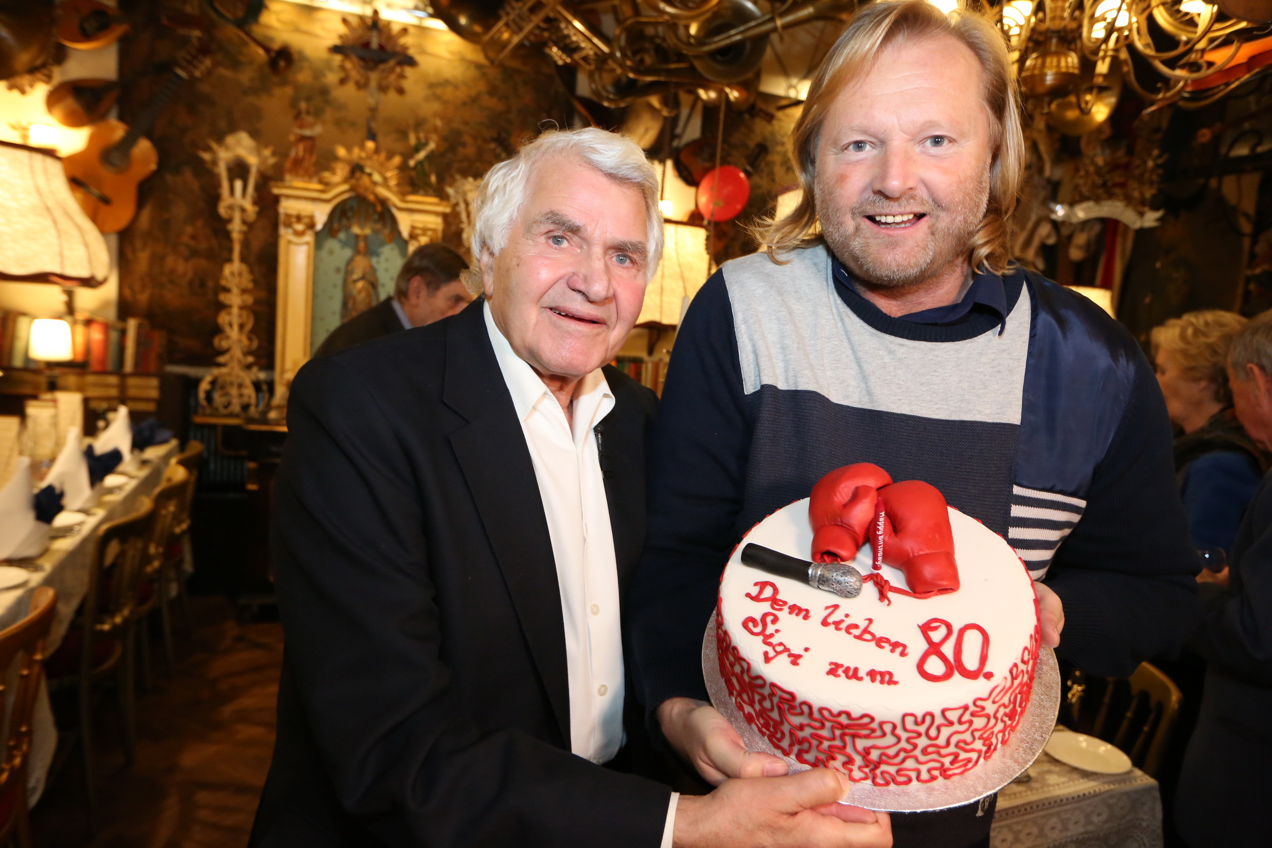 Dr. Sigi Bergmann feierte den 80. Geburtstag mit VIP Gästen im