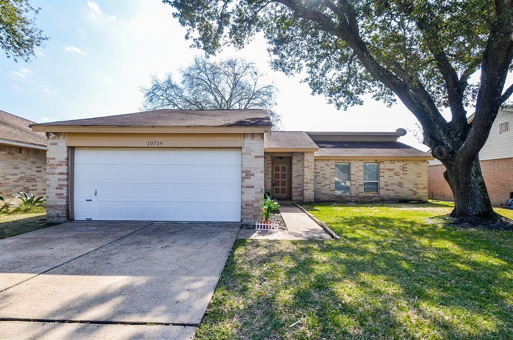 10719 Fallbrook Dr, HOUSTON, TX 77064