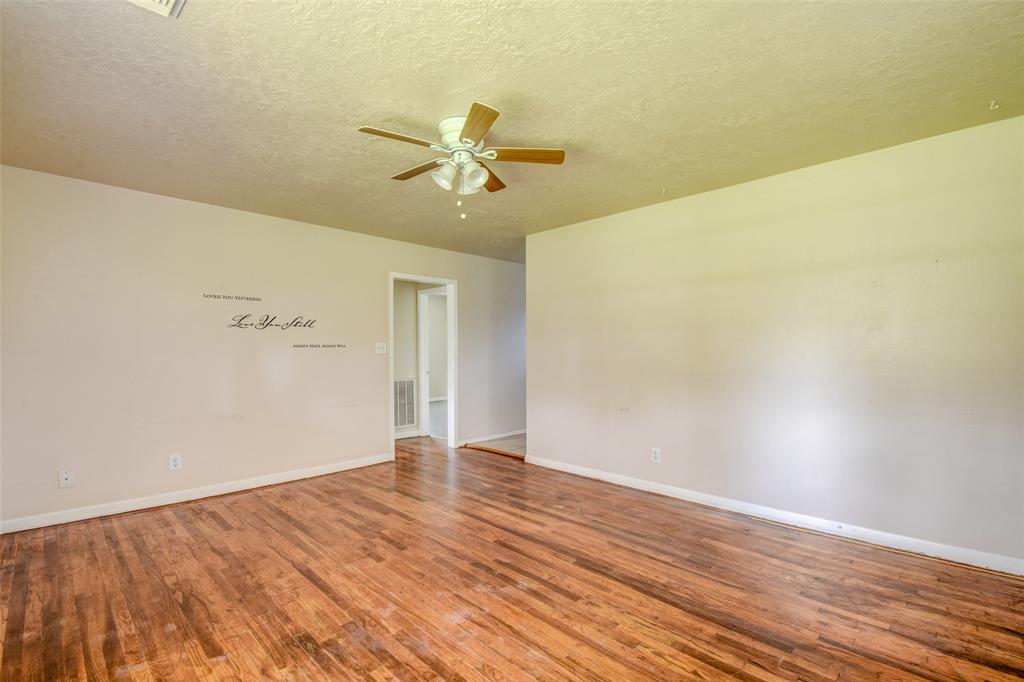 7739 Fairview St, HOUSTON, TX 77041