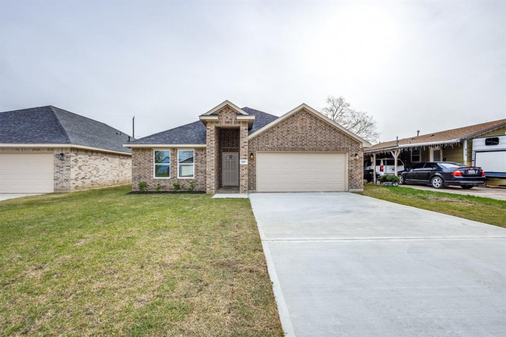 420 N 6th St, LA PORTE, TX 77571