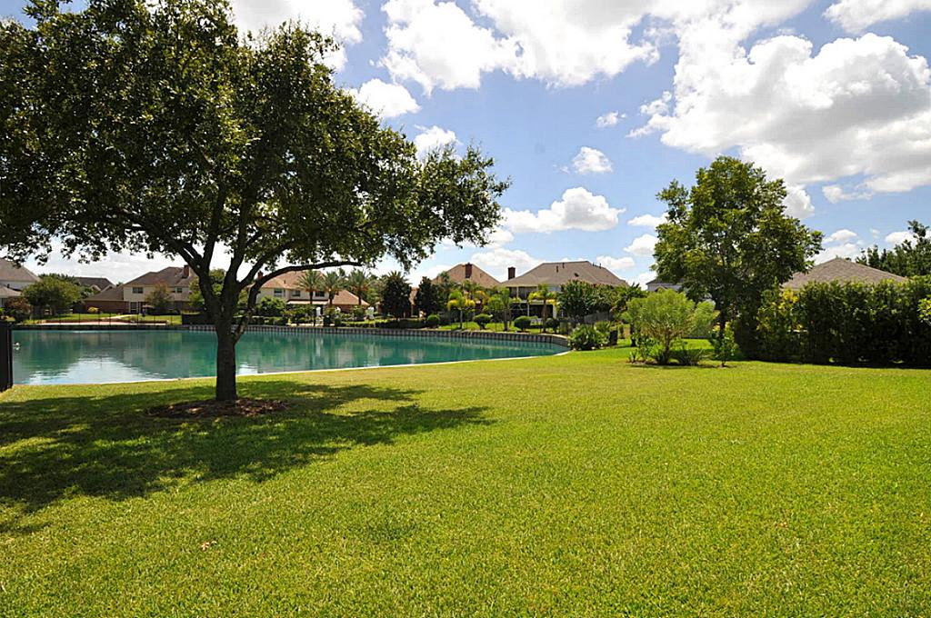 2219 Brightwater Dr, Missouri City, TX 77459