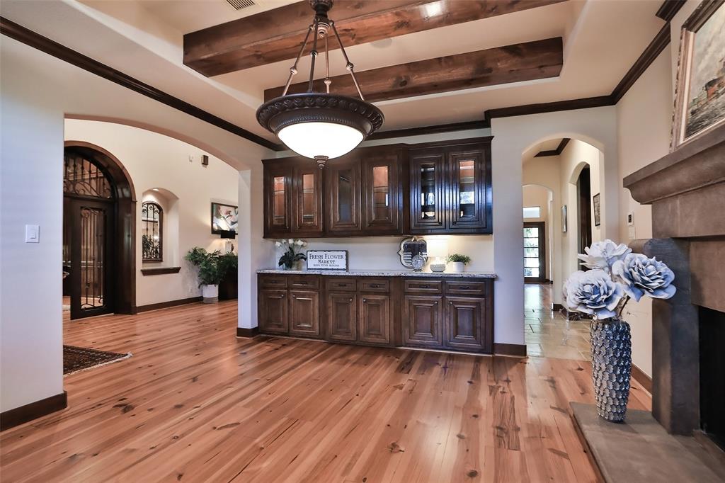 34 Lake Sterling Gate Dr, Spring, TX 77379