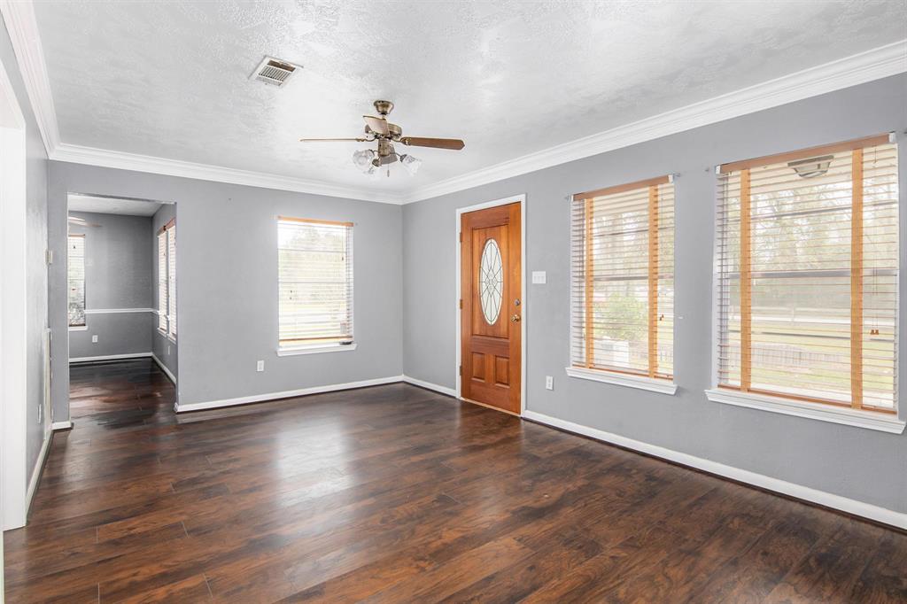 26 County Road 318 1010, Cleveland, TX 77327