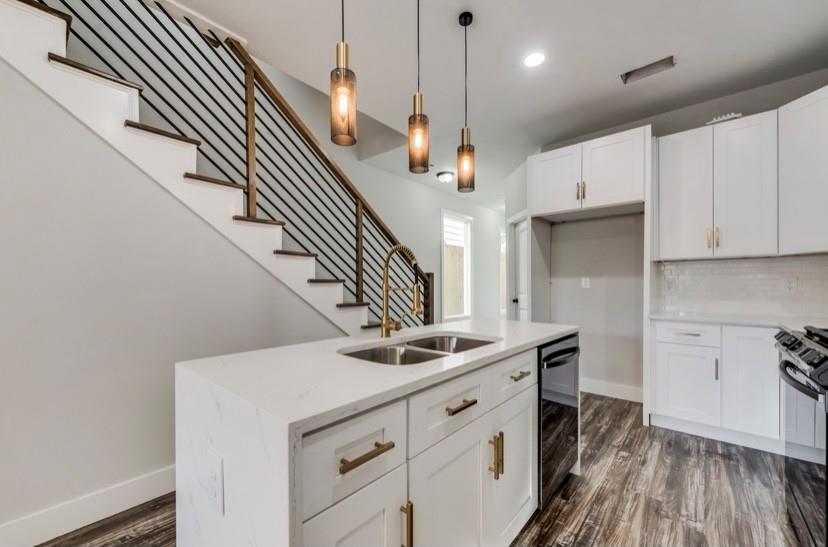 2230 Dyson St, DALLAS TX 75215