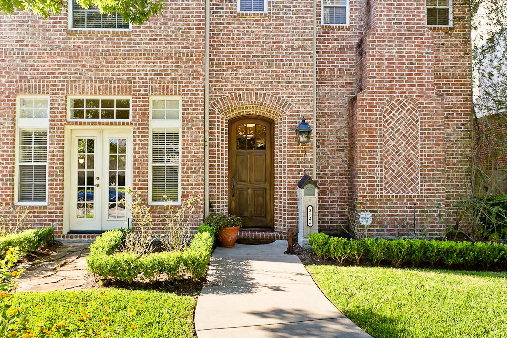 3723 Gramercy St, Houston, TX 77025