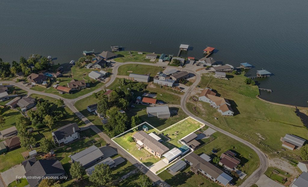 731 Coco Loop, Pointblank, TX 77364