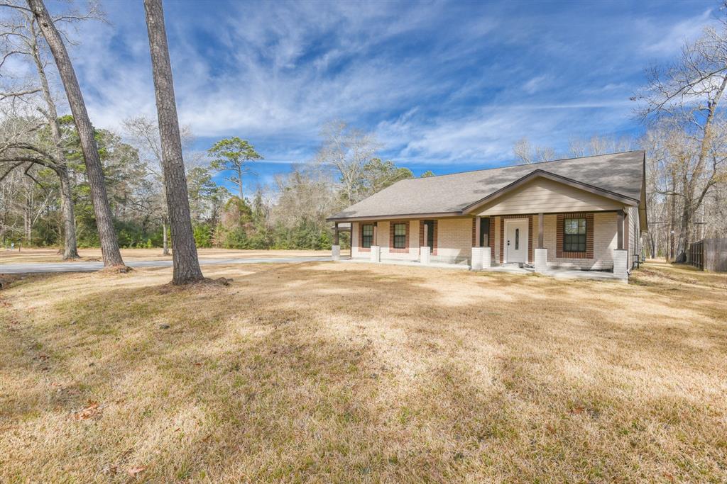 1602 Indian Shores Rd, CROSBY, TX 77532