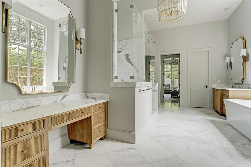 5433 Tupper Lake Dr, HOUSTON, TX 77056