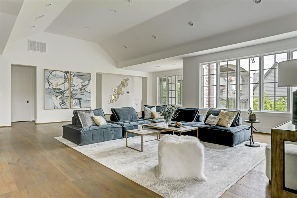 5433 Tupper Lake Dr, HOUSTON, TX 77056