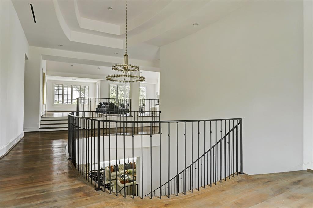 5433 Tupper Lake Dr, HOUSTON, TX 77056