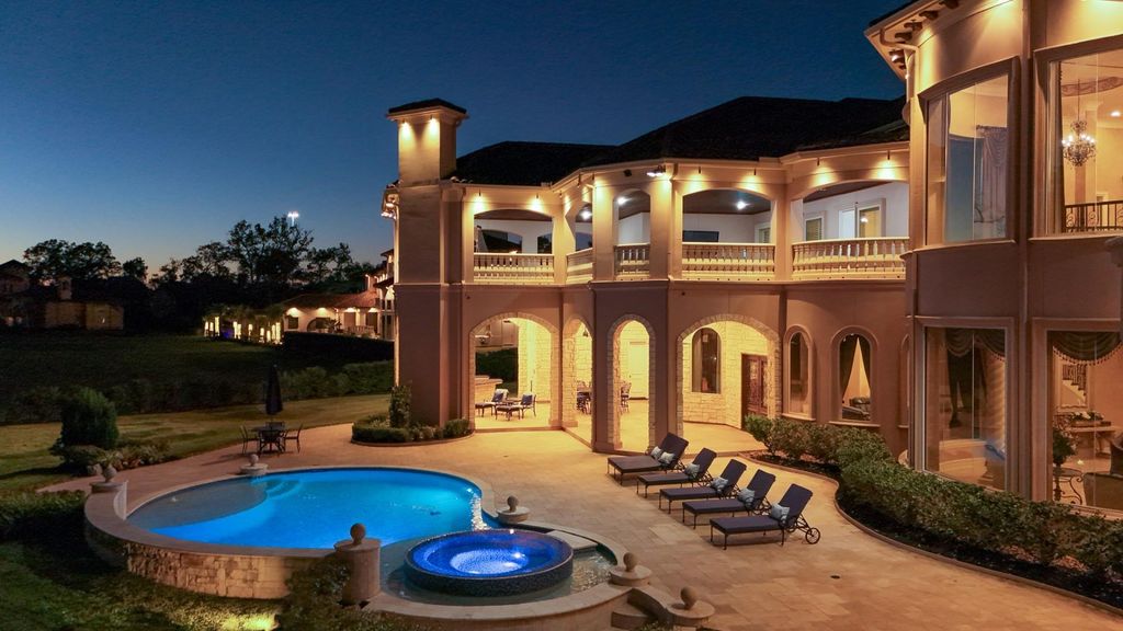 17 Sovereign Cir, RICHMOND, TX 77469