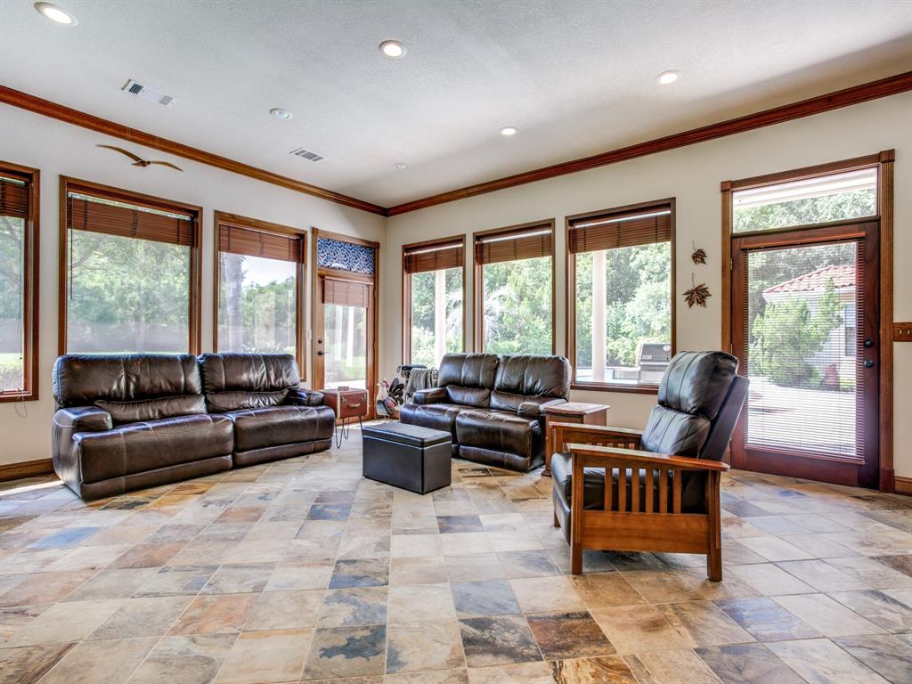 4647 Bayou Blvd, BAYTOWN, TX 77521