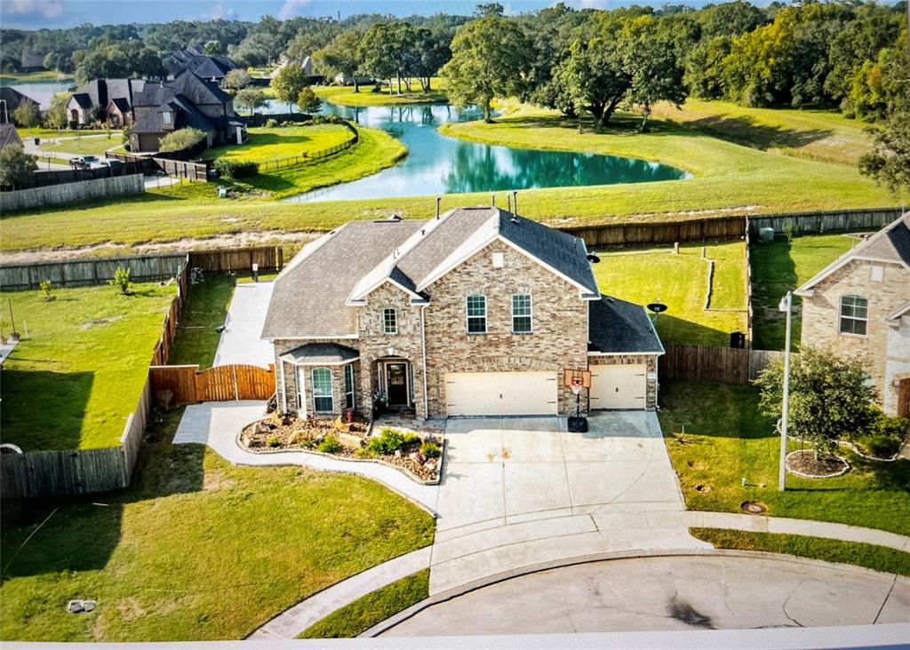 1264 Laurel Loop, ANGLETON TX 77515