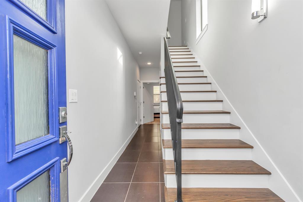 2119 Hadley St, Houston, TX 77003