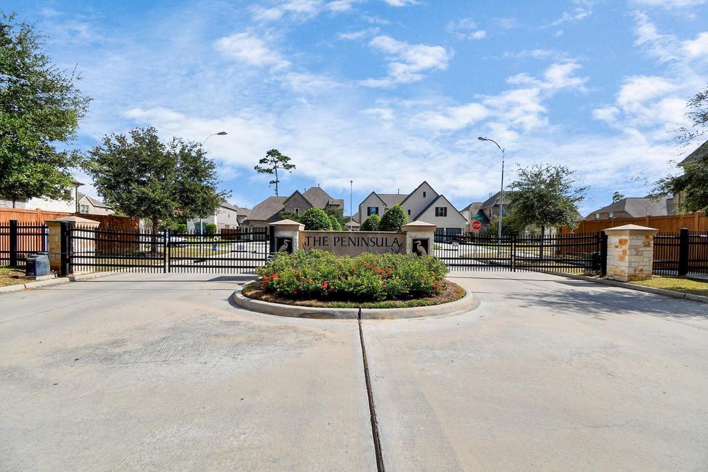 16922 Burke Lake Ln, HOUSTON, TX 77044