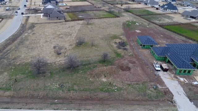 400 Sutherland Cres, Justin, TX 76247