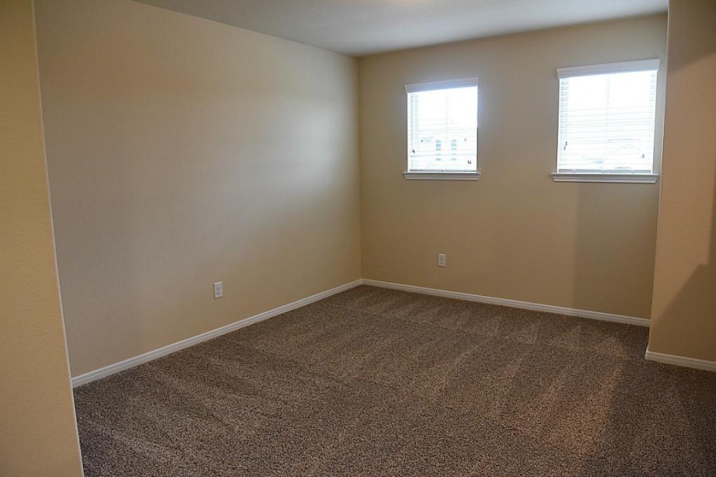 1907 Seville Mnr, FRESNO, TX 77545