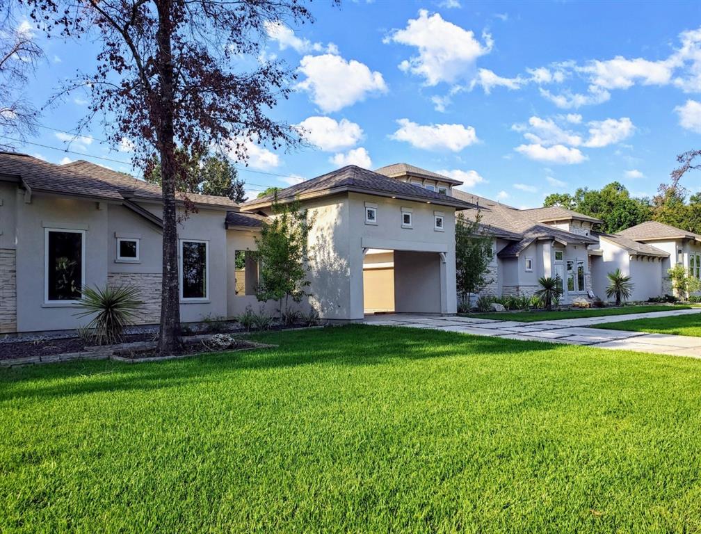 49 Kings Lake Estates Blvd, Humble, TX 77346