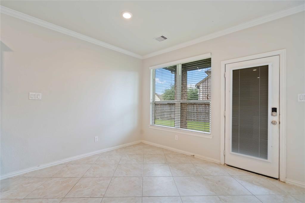 9803 Wyatt Shores Dr, HUMBLE, TX 77396