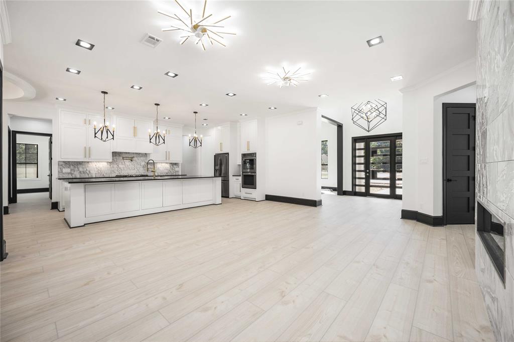 19639 Riverwalk, PORTER, TX 77365