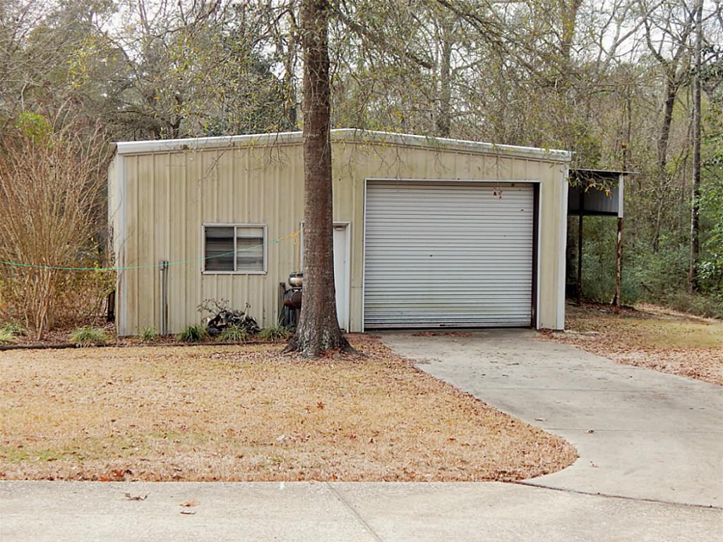 57 Atascocita Trl, DAYTON, TX 77535