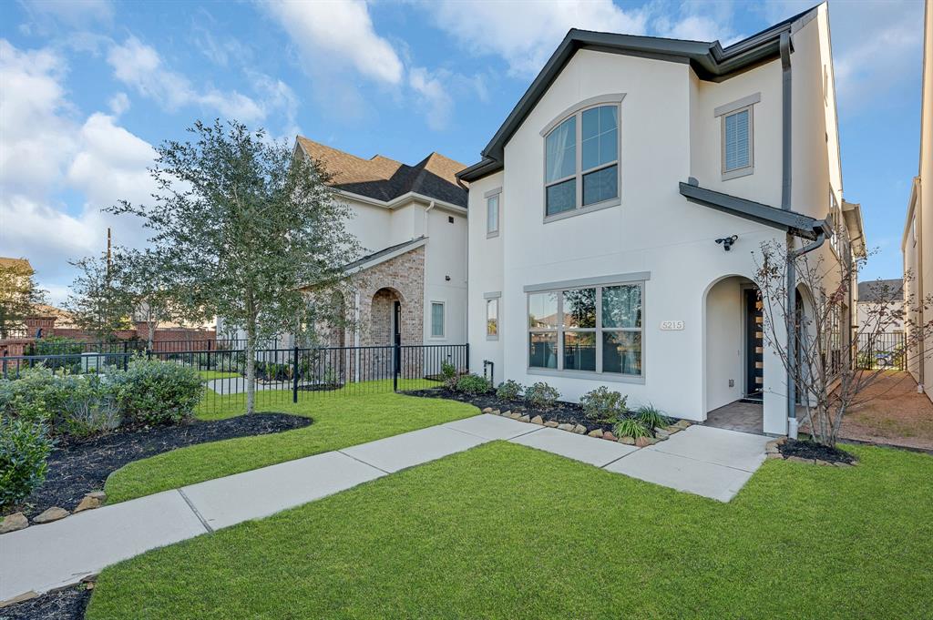 5215 Galahad Ct, MISSOURI CITY, TX 77459