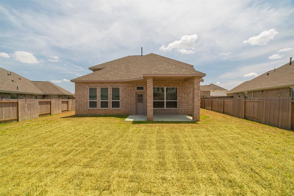 30014 Twisting Springs Dr, BROOKSHIRE, TX 77423