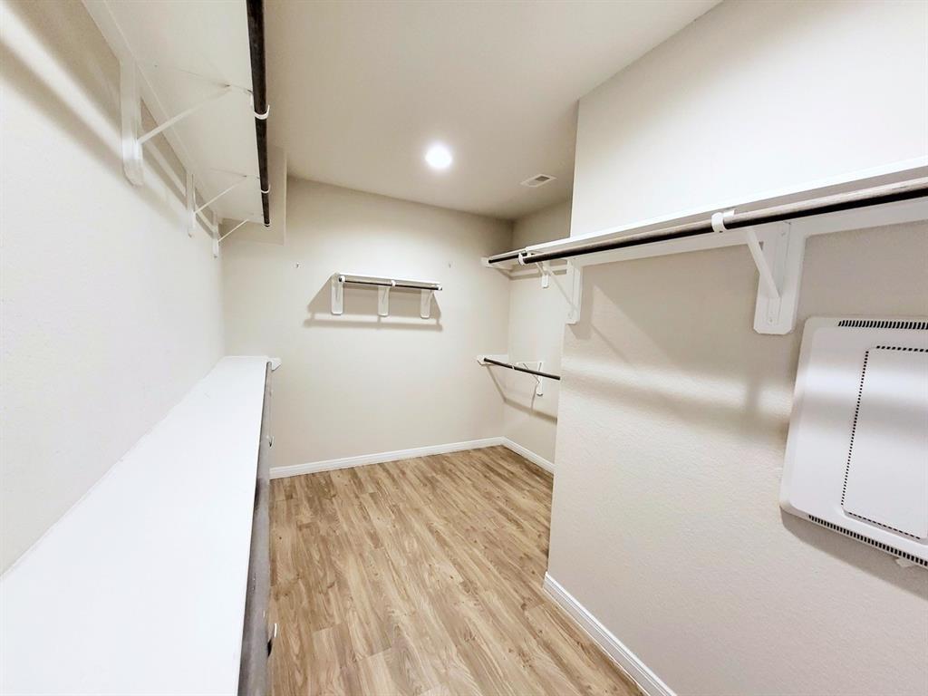 29715 Breakwater Dr, KATY, TX 77494