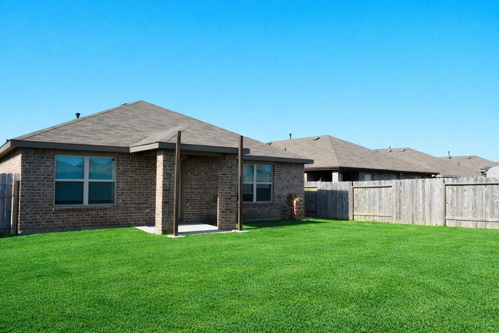 29702 Breakwater Dr, KATY, TX 77494