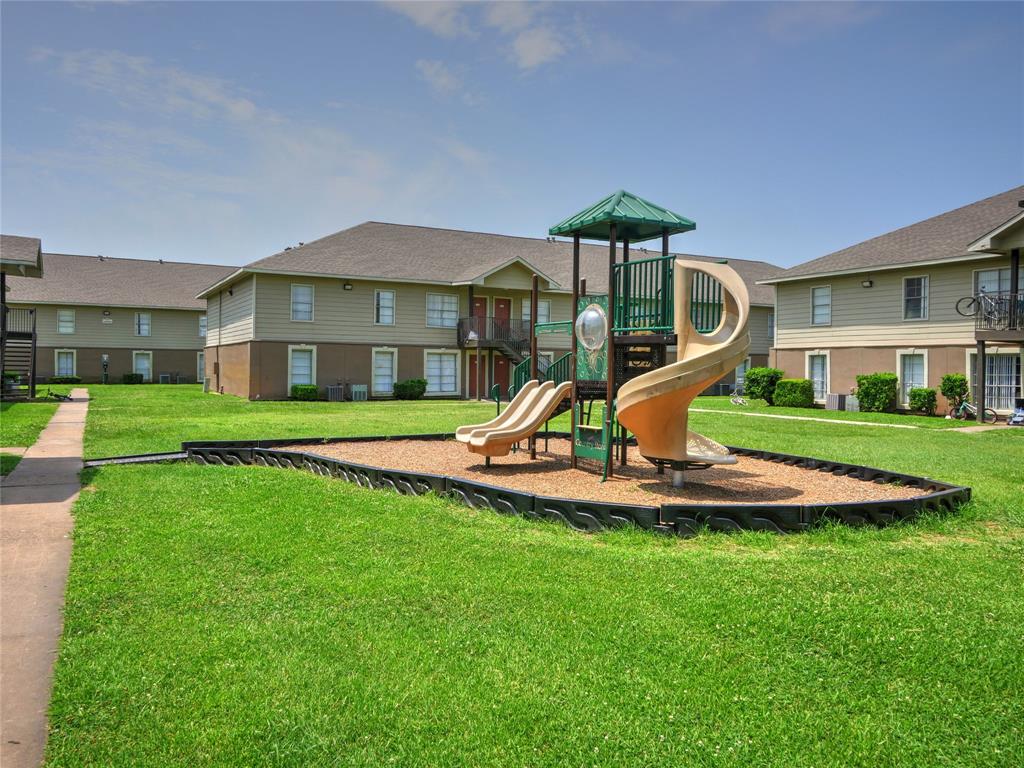 3500 Red Bluff Rd B1, PASADENA, TX 77503