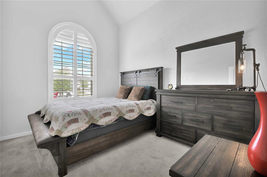 2114 Plum Creek Dr, Manvel, TX 77578