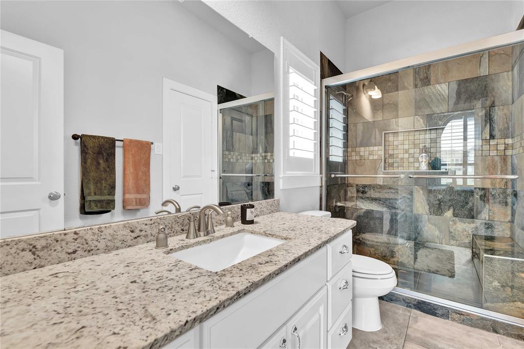 2114 Plum Creek Dr, Manvel, TX 77578