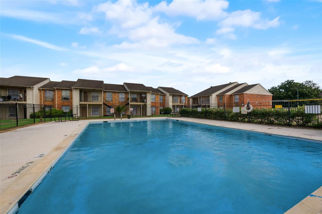 9555 Crofton St, HOUSTON, TX 77016