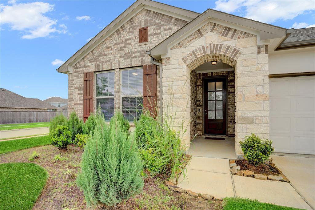 2622 Westward Hill Dr, FRESNO, TX 77545