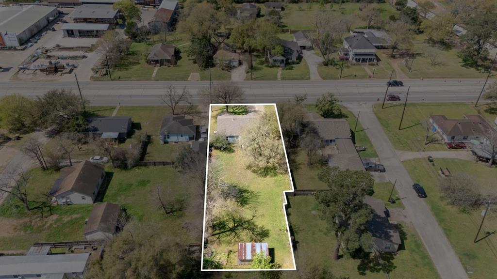 415 N Meyer St, SEALY, TX 77474