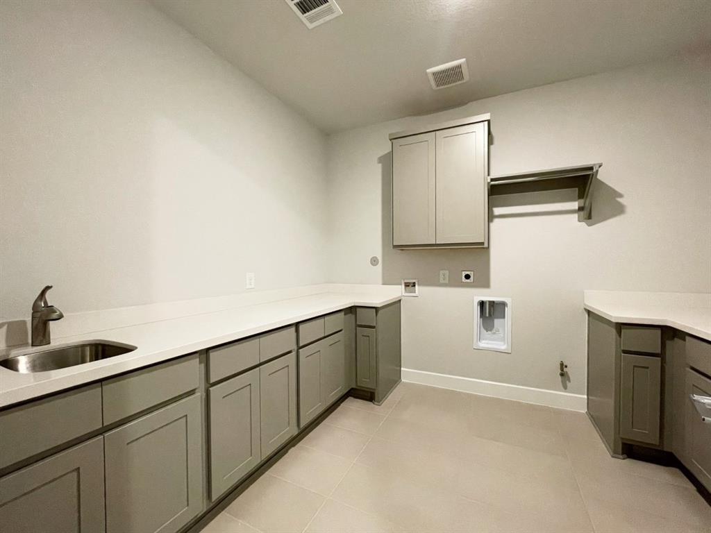 51 Perennial Canyon, TOMBALL, TX 77375