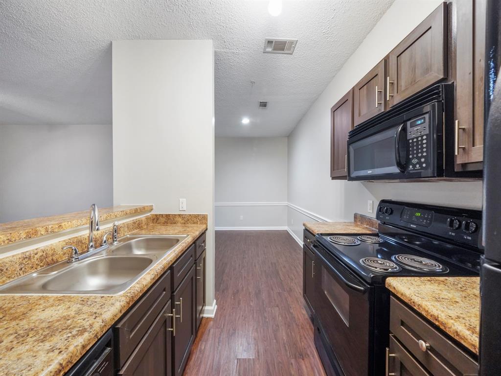 1840 Longmire Rd A1, CONROE, TX 77304