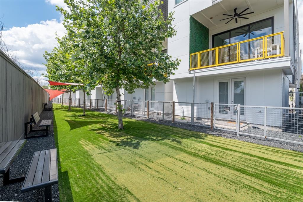 1203F Hickory St, HOUSTON, TX 77007