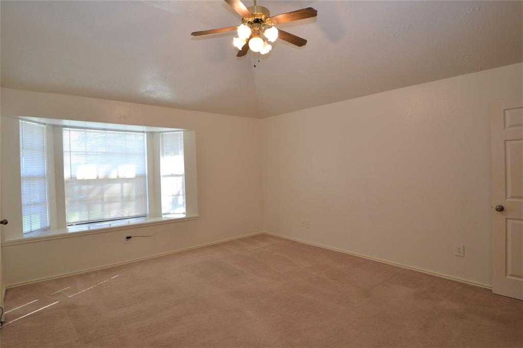 12410 Meadow Briar Dr, STAFFORD, TX 77477