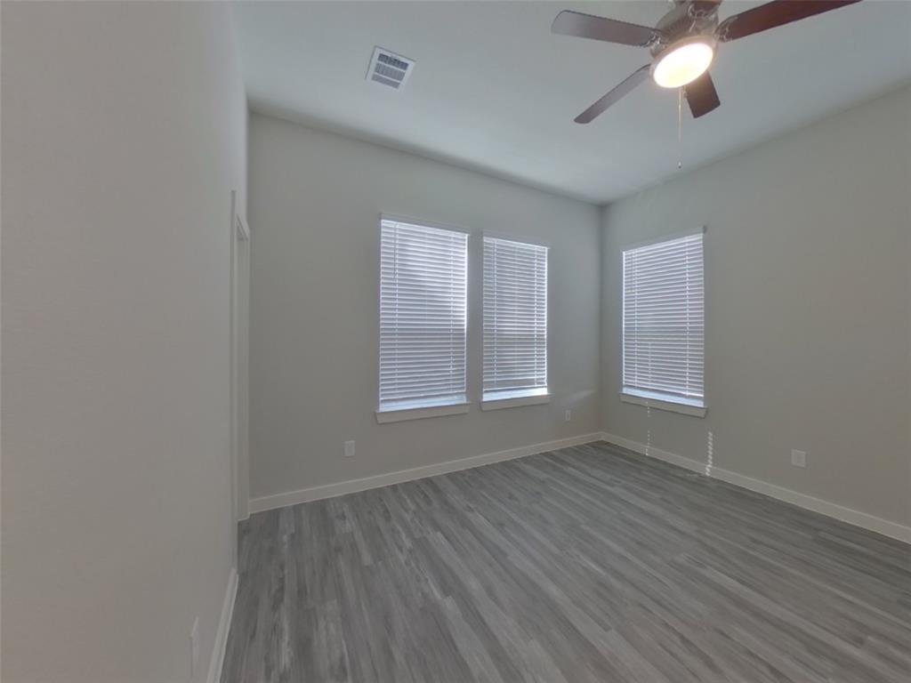 9835 Willow Creek Commerce Dr 110, TOMBALL, TX 77375